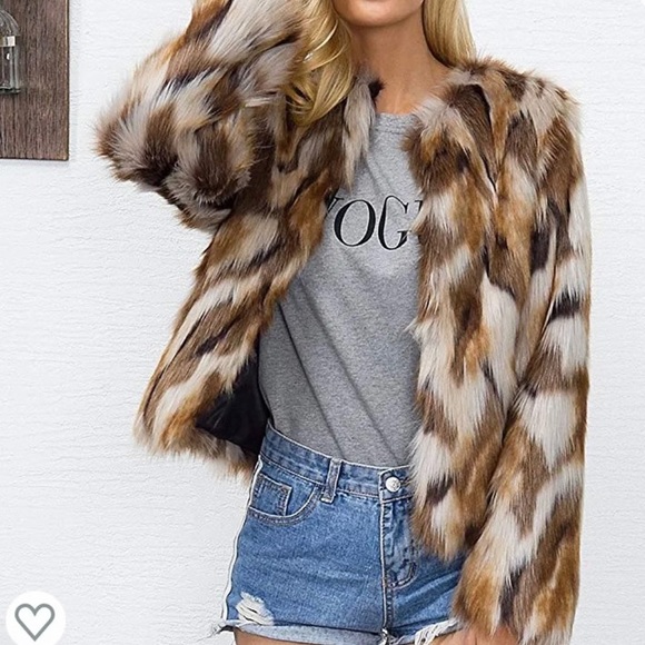 Lanshifei Jackets & Blazers - New Women’s Faux Fur Short Coat Large